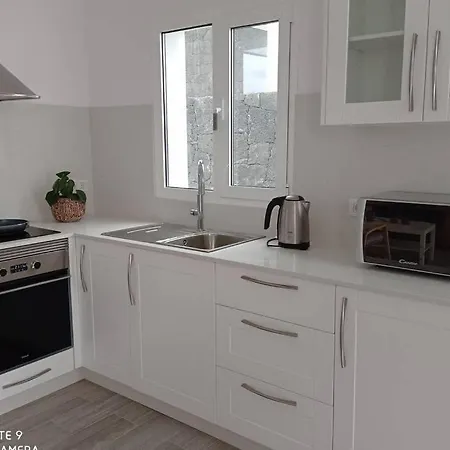 Apartmán Precioso Con Terraza En Teguise (Lanzarote)