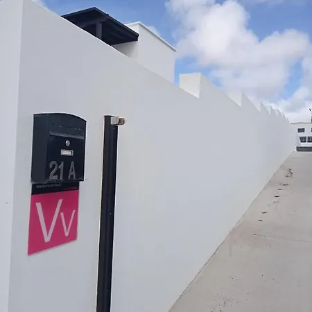 Precioso Con Terraza En Teguise (Lanzarote)