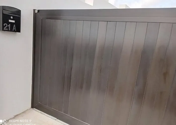 Precioso Con Terraza En