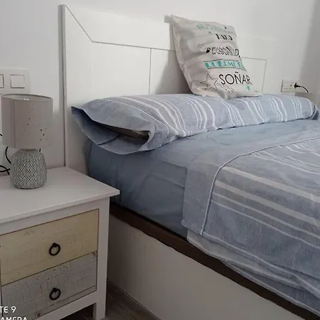 Precioso Con Terraza En 아파트